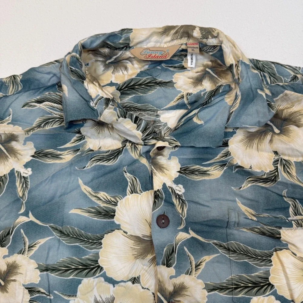 Sunny Island Hawaii Mens XL Blue Hibiscus Floral Rayon Aloha Camp Shirt‎ Summer
